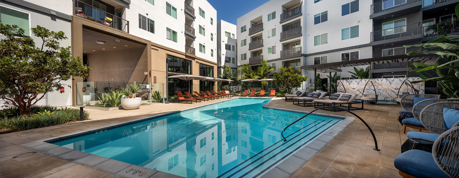 Resort-style swimming pool